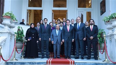 وزير الصحة يبحث مع وفد رابطة رجال الأعمال القطريين فرص الاستثمار في القطاع الصحي بمصر