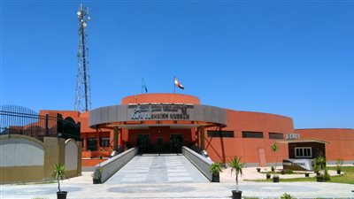 متحف كفر الشيخ يعلن عن عرض تماثيل مختلفة بمناسبة الاحتفال بالأسبوع الدولي للعلم والسلام | صور 