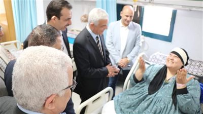 بعد الاستجابة لـ القاهرة 24.. رئيس جامعة المنوفية يطمئن على هبة مريضة السمنة المفرطة