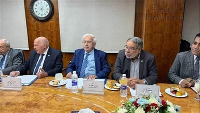 النقابة تطالب برفع أجور الأطباء وتحسين بيئة العمل