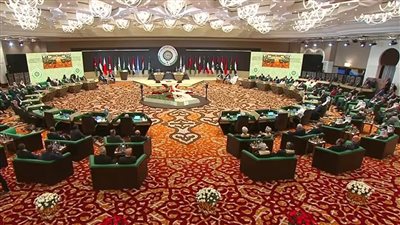 بحضور الرئيس السيسي.. انطلاق فعاليات الجلسة الافتتاحية للقمة العربية الـ 31 في الجزائر | بث مباشر