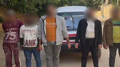 إعلان يقود الداخلية للقبض على عصابة سرقة السيارات بالقاهرة