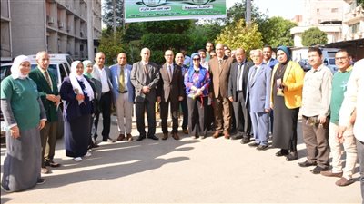 اتحضر للأخضر.. القائم بعمل رئيس جامعة أسيوط يشارك في غرس الأشجار بمعهد جنوب مصر للأورام 