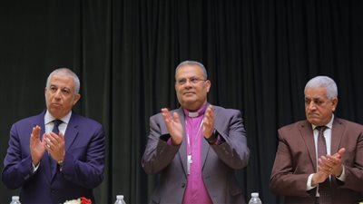 رئيس الطائفة الإنجيلية يشهد اللقاء التثقيفي لأمانة المدارس الإنجيلية حول التغيرات المناخية