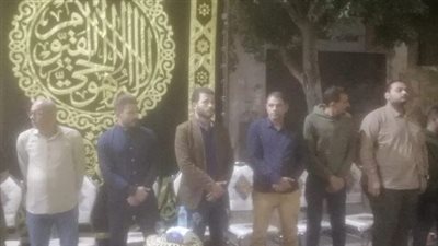 بدء عزاء والدة سيد معوض نجم النادي الأهلي السابق بالفيوم | بث مباشر 