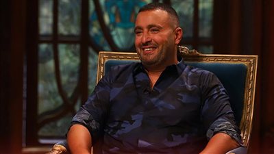 أحمد السقا يتحدث عن تجربته الفنية في جلسة حوارية بمعرض الشارقة للكتاب 4 نوفمبر