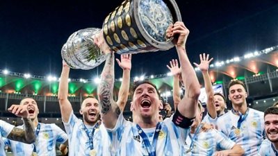 45 يومًا بدون عائلاتنا.. تسريب حديث ميسي مع لاعبي منتخب الأرجنتين في نهائي كوبا أمريكا