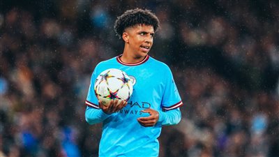 ريكو لويس نجم السيتي أصغر لاعب يسجل في تاريخ دوري أبطال أوروبا