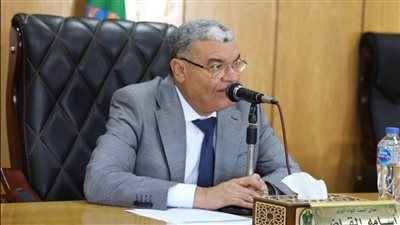 محافظ المنيا يتابع الموقف التنفيذي لمشروعات حياة كريمة  