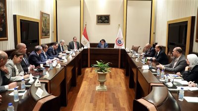 وزير الصحة يناقش سبل ربط مستشفيات القطاع الخاص بالمشروع القومي للرعايات والحضانات والطوارئ