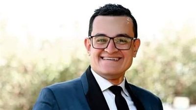 مصرع صيدلي في حادث تصادم سيارة بعمود إنارة بقنا