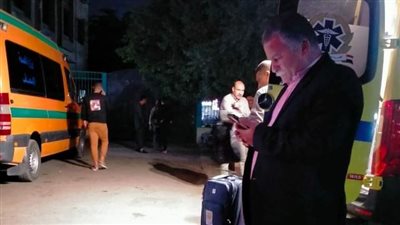 مصرع وإصابة 30 شخصًا | ارتفاع ضحايا حادث سيارتين بسوهاج.. ووكيل الصحة يتابع نقل الحالات | صور