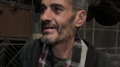 خريج آداب إنجليزي يستغيث: بتكلم لغات وبلم كانز وبلاستيك من الشارع علشان أقدر أعيش | بث مباشر