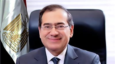 وزير البترول يلتقي الرئيس التنفيذي للمؤسسة الدولية الإسلامية لبحث سبل التعاون المشترك