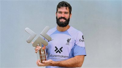 رسميًا.. أليسون بيكر يفوز بجائزة لاعب شهر أكتوبر في ليفربول