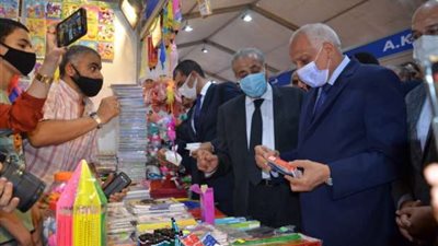 وزير التموين يفتتح عددًا من المشروعات ومخازن الجملة بمحافظة الجيزة 