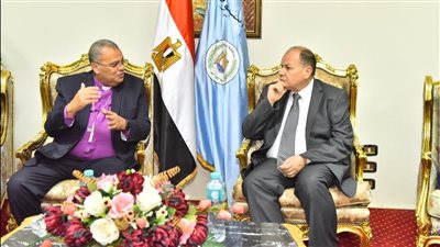 محافظ أسيوط يلتقي رئيس الطائفة الإنجيلية لبحث التعاون في تنفيذ المبادرات الرئاسية ودعم جهود التنمية 