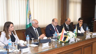 محافظ الجيزة: إنشاء 44 مدرسة جديدة لمواجهة الكثافات الطلابية