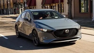 مميزات وعيوب مازدا 3 موديل 2022 في السوق المصري
