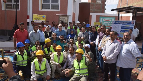 عمال الشركة