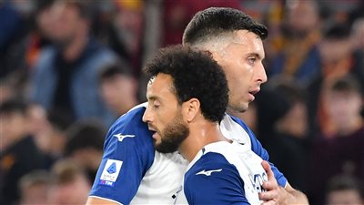 روما يسقط بالهزيمة أمام لاتسيو بهدف في الدوري الإيطالي