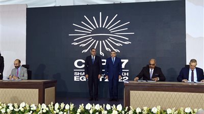 رئيس الوزراء يؤكد اهتمام الرئيس بتطوير بحيرة البردويل وتنمية سيناء