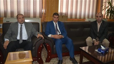 نائب رئيس جامعة الأزهر للوجه القبلي يبحث مع رئيس جامعة أسيوط التكنولوجية التعاون المشترك