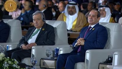 السيسي لقادة العالم بمؤتمر المناخ: أرجو أن تكون رسائلكم واضحة.. وتوجيهاتكم لمفوضيكم التحلي بالمرونة