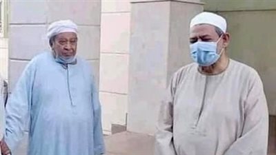ساحة الطيب تكشف حقيقة وفاة شقيق شيخ الأزهر