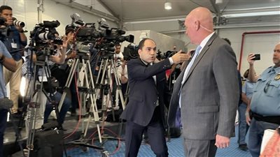 بسبب الاستقواء بالخارج.. مشادة بين النائب عمرو درويش وسناء عبد الفتاح في قمة المناخ وأمن الأمم المتحدة يتدخل