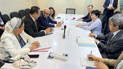 وزير التعليم يبحث مع عمدة طوكيو تعظيم الاستفادة من مشروع المدارس المصرية اليابانية