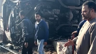 إصابة 19 طالبا في اصطدام قطار بـ أتوبيس بالشرقية