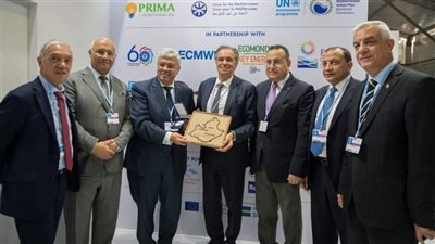 وزير التعليم العالي يلتقي رئيس منطقة جنوب فرنسا لبحث أوجه التعاون