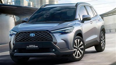 اشتريها وأنت راجع مصر.. سعر تويوتا كورولا كروس 2023 في السعودية