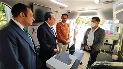 إطلاق سيارة الشهر العقاري في شوارع العريش بشمال سيناء