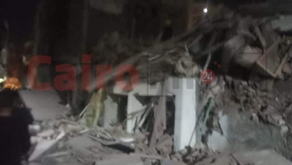 انهيار عقار بحي العجمي