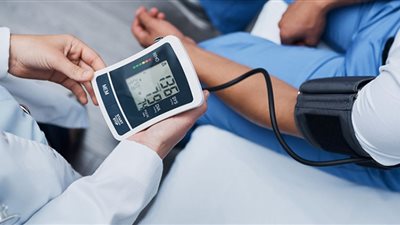 أبرزها الشاي الأخضر.. تعرف على مشروبات لمرضى ضغط الدم المرتفع