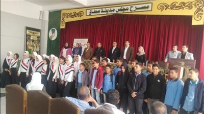 محافظ المنيا يتابع تنفيذ ندوة بعنوان زواج الأطفال الأضرار النفسية والصحية والحلول بمركز مطاي