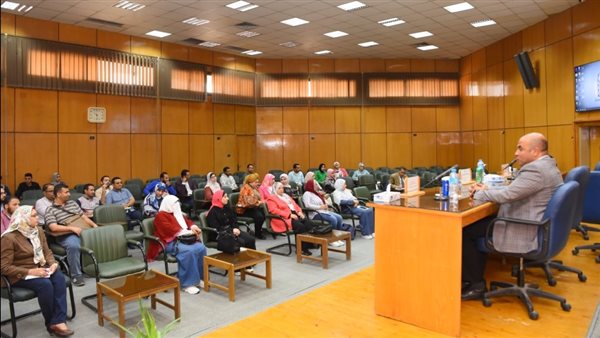 ندوة بجامعة أسيوط