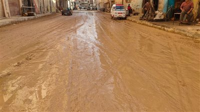 رصف 12 طريقًا بتكلفة 97 مليون و569 ألف جنيه في البحيرة