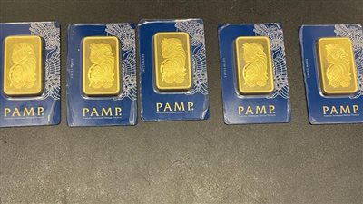 ضبط راكب بحوزته مخدرات وآخر حاول تهريب سبائك ذهبية بمطار القاهرة