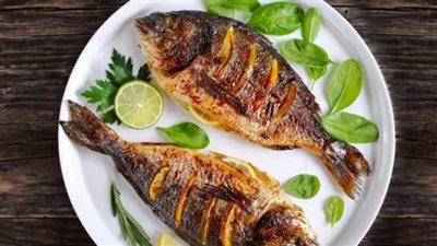 إصابة 10 أشخاص بالتسمم نتيجة تناولهم وجبة سمك فاسدة بشمال سيناء | بث مباشر