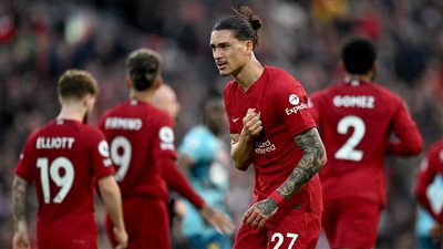 رئيس ليفربول يكشف حقيقة بيع النادي في الفترة القادمة