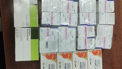 ضبط راكبين بمطار القاهرة بحوزتهما مواد مخدرة وأدوية غالية الثمن