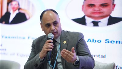 شئون البيئة: البلاستيك أحد أسباب ارتفاع البصمة الكربونية.. والتحكم فيه حل تغير المناخ 