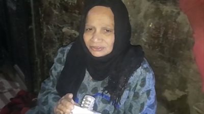 ربة أسرة بالمنيا تستغيث: البيت هيقع علينا ونفسي في شقة تحمينا من برد الشتا | بث مباشر