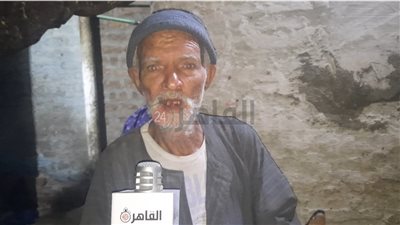 مكونة من 7 أفراد.. أسرة بالمنيا تستغيث: البيت هيقع علينا ولا نملك من حطام الدنيا شيء | صور وفيديو