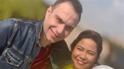 كأنهم عصفورين في شهر العسل.. نانسي توفيق تكشف تفاصيل لقائها بـ شيرين وحسام حبيب بعد الزواج