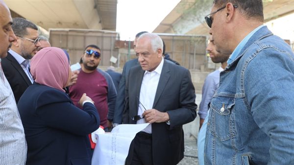 محافظ الجيزة خلال