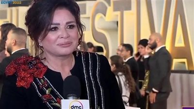 إلهام شاهين تودع 2022: عام مليء بالجوائز وأتمنى زوال الغمة عن منة شلبي